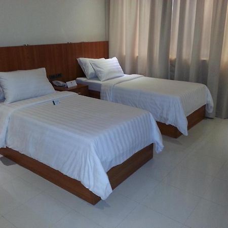 Parkway Hotel Surigao City Dış mekan fotoğraf