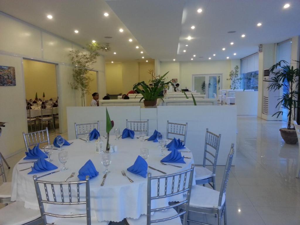 Parkway Hotel Surigao City Dış mekan fotoğraf