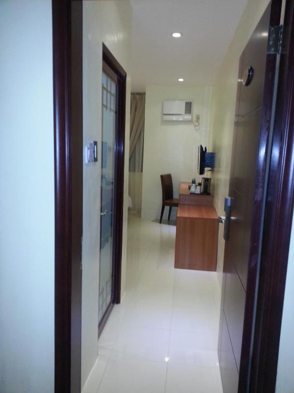 Parkway Hotel Surigao City Oda fotoğraf